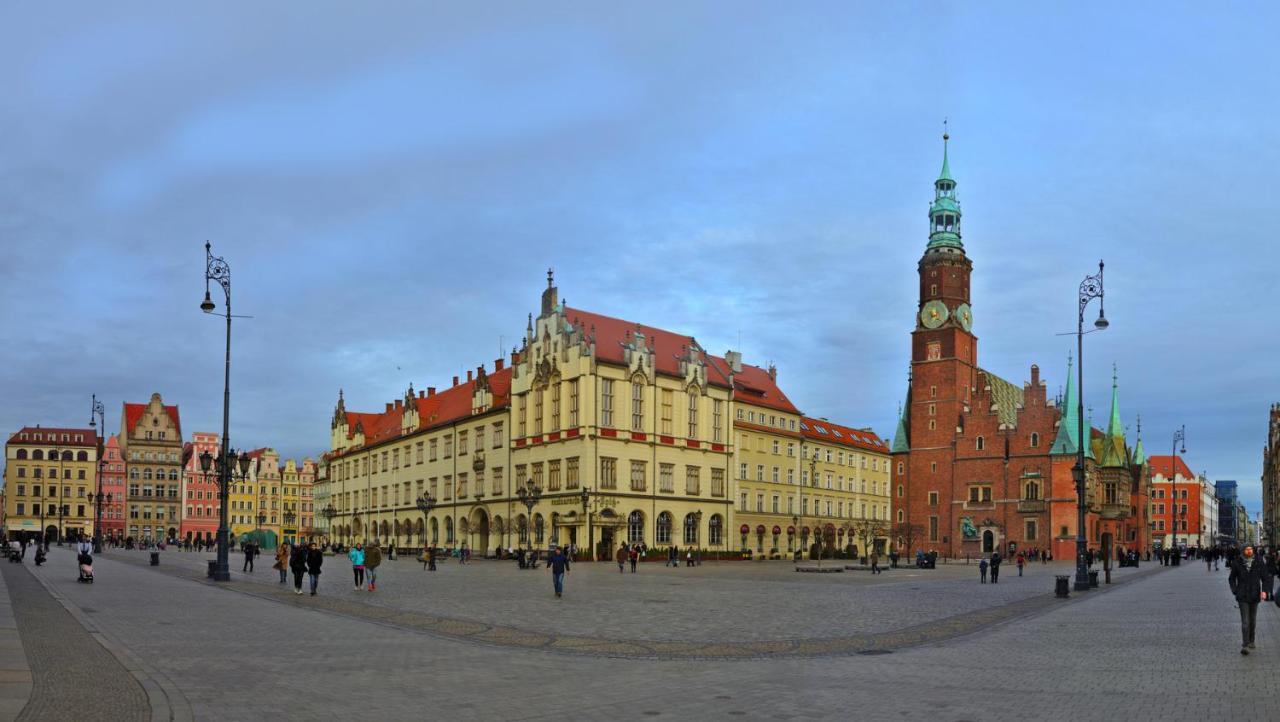 Amik Apartament-Night View Apartment Wroclaw Exterior photo